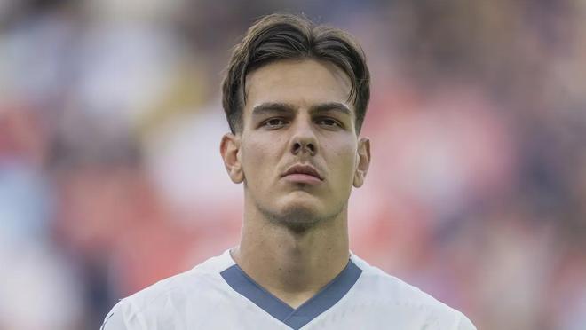 那一年他在 那一年他在