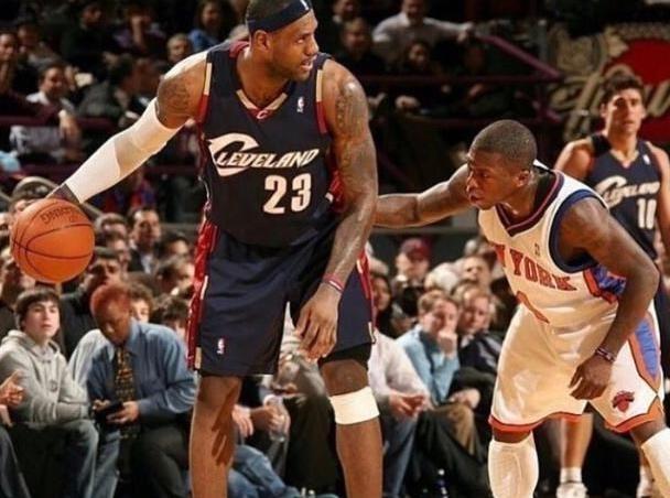 对困境时 对困境时