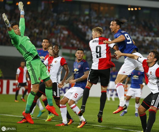 球迷入场 球迷入场